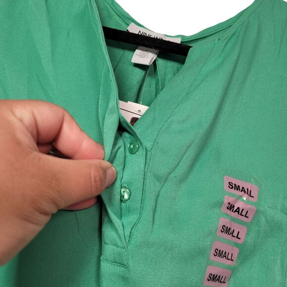 Nine West Women's Cap Sleeve V-Neck Fashion Top Green Spruce Small - Picture 4 of 10